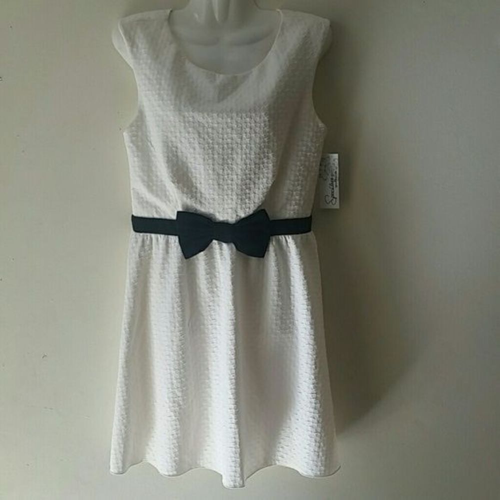 Speechless ivory & black bow dress